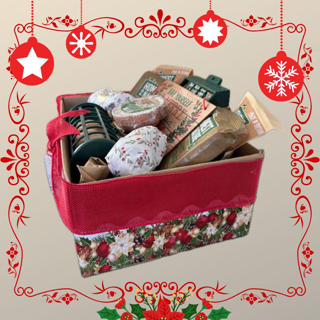 XMAS Large Wild Bird food Hamper with Suet, Mealworms and Calci-Worms
