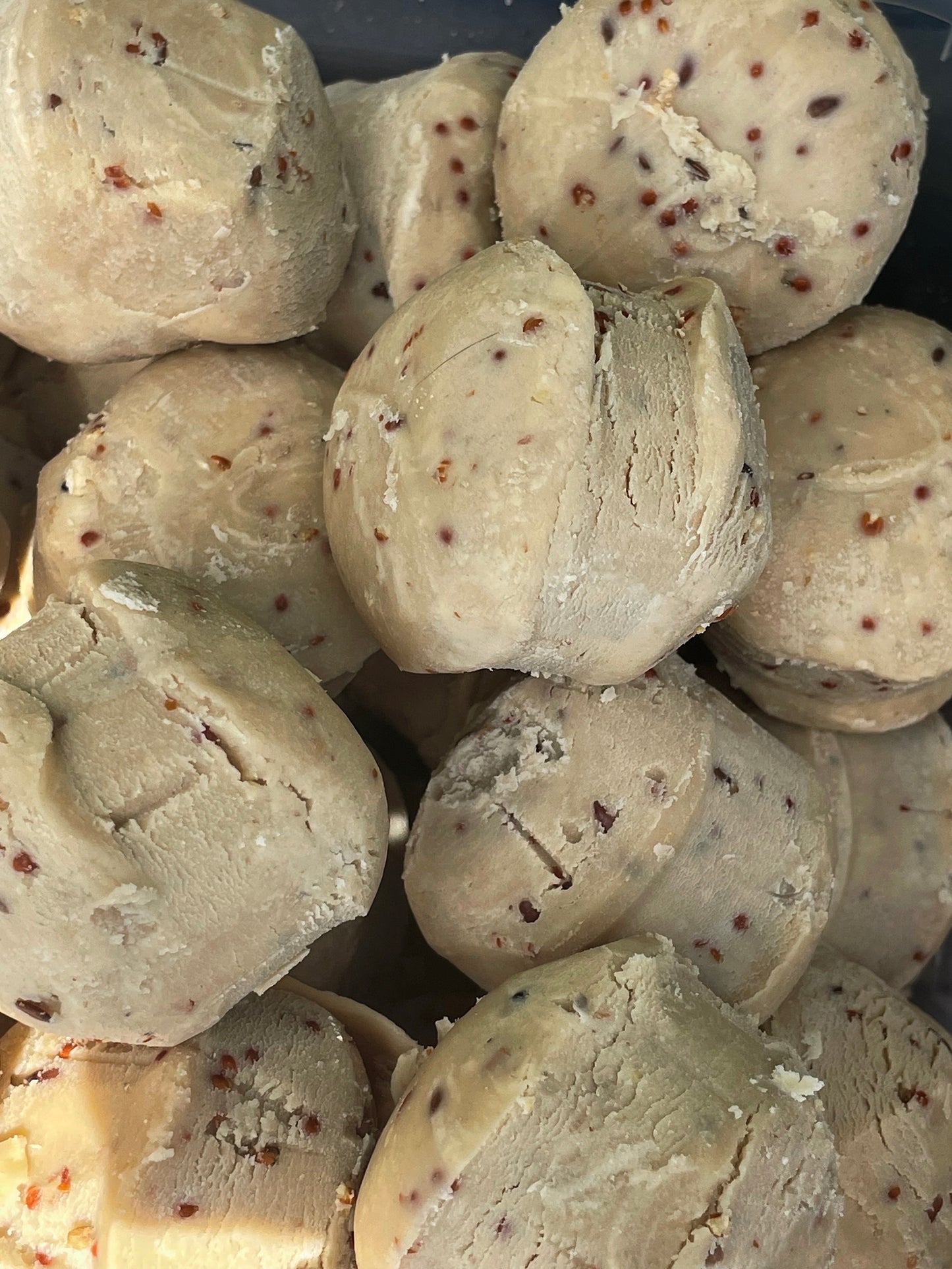 x100 PREMIUM Suet Balls for Wild Bird Feeding - Honest2Nature