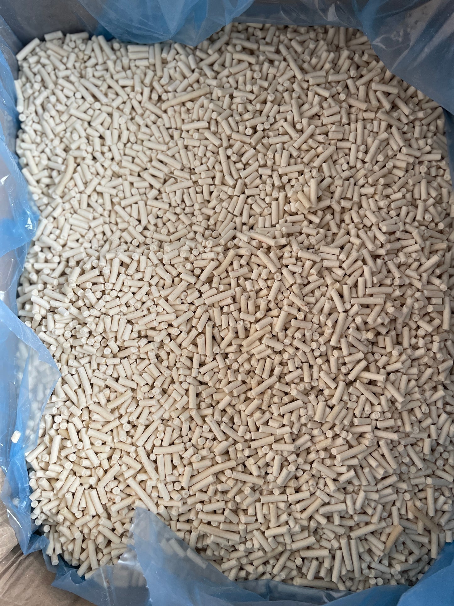 4KG PREMIUM Suet Pellets for Wild Bird Feeding - Honest2Nature
