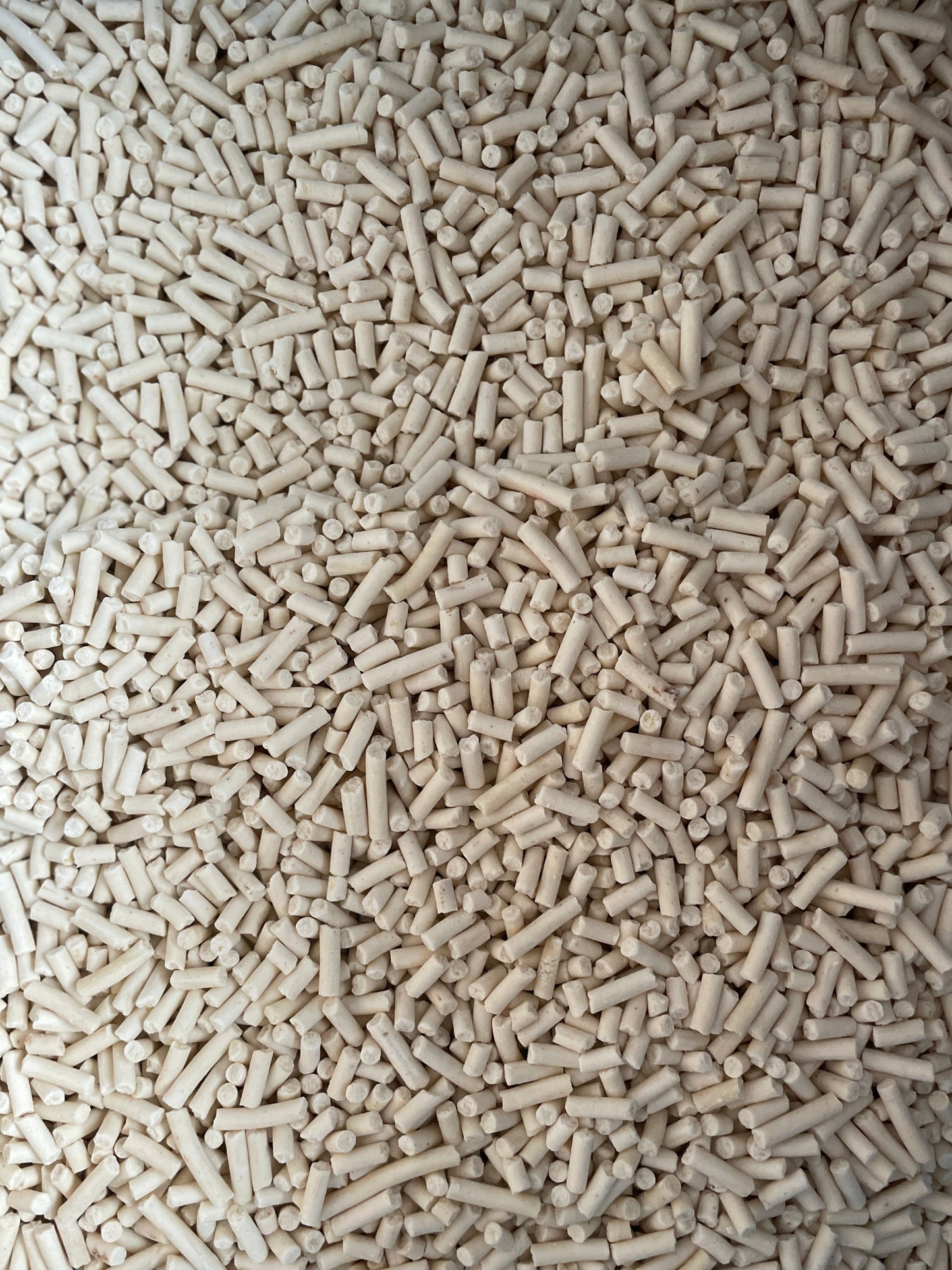 4KG PREMIUM Suet Pellets for Wild Bird Feeding - Honest2Nature