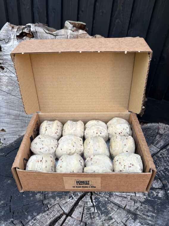 12 Suet Balls for Wild Bird Feeding - Honest2Nature