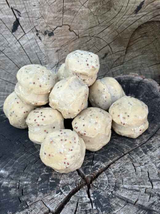 12 Suet Balls for Wild Bird Feeding - Honest2Nature